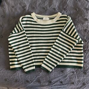 Green and cream sweater